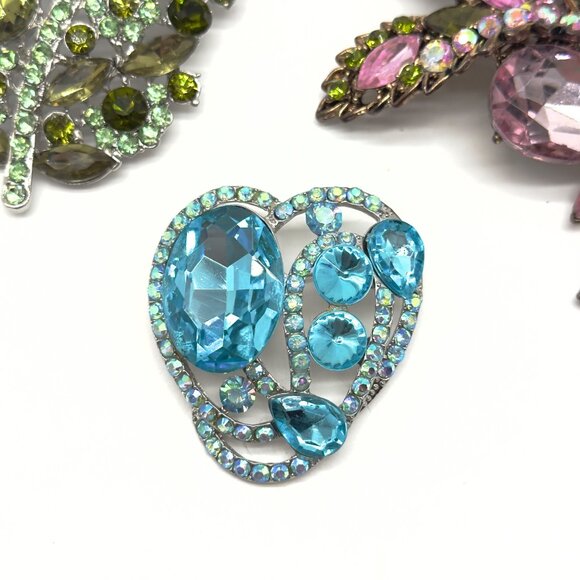 Rhinestone Brooch Set of 3 Leaf Floral Designs Multicolor Gold Silver Tone Resin - Picture 3 of 14